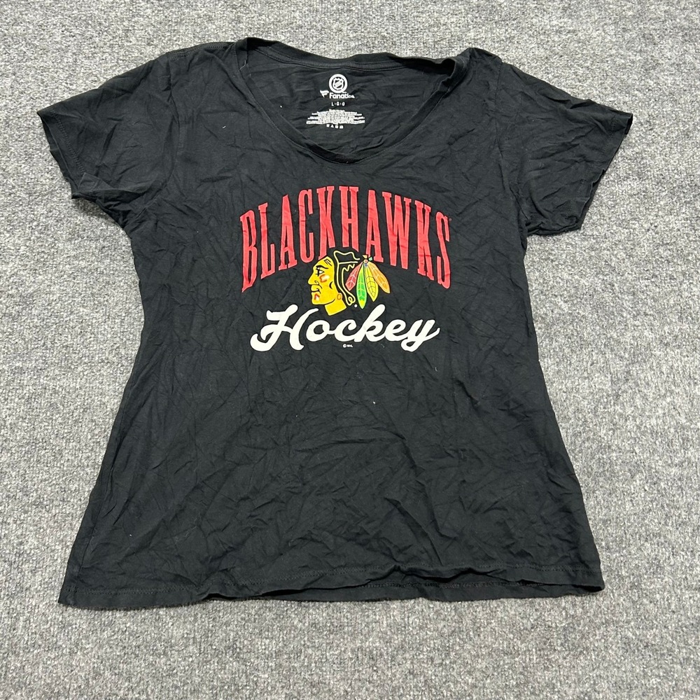 Fanatics T-Shirt Womens Size Large Black Blackhawks Hockey NHL V-Neck Cotton Tee